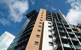 Fraser Place Canary Wharf